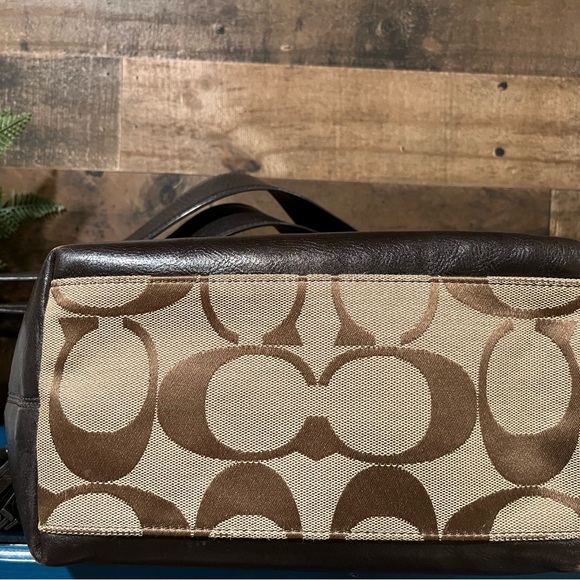 Coach Legacy Convertible Bag Brown Y2K - Picture 6 of 15